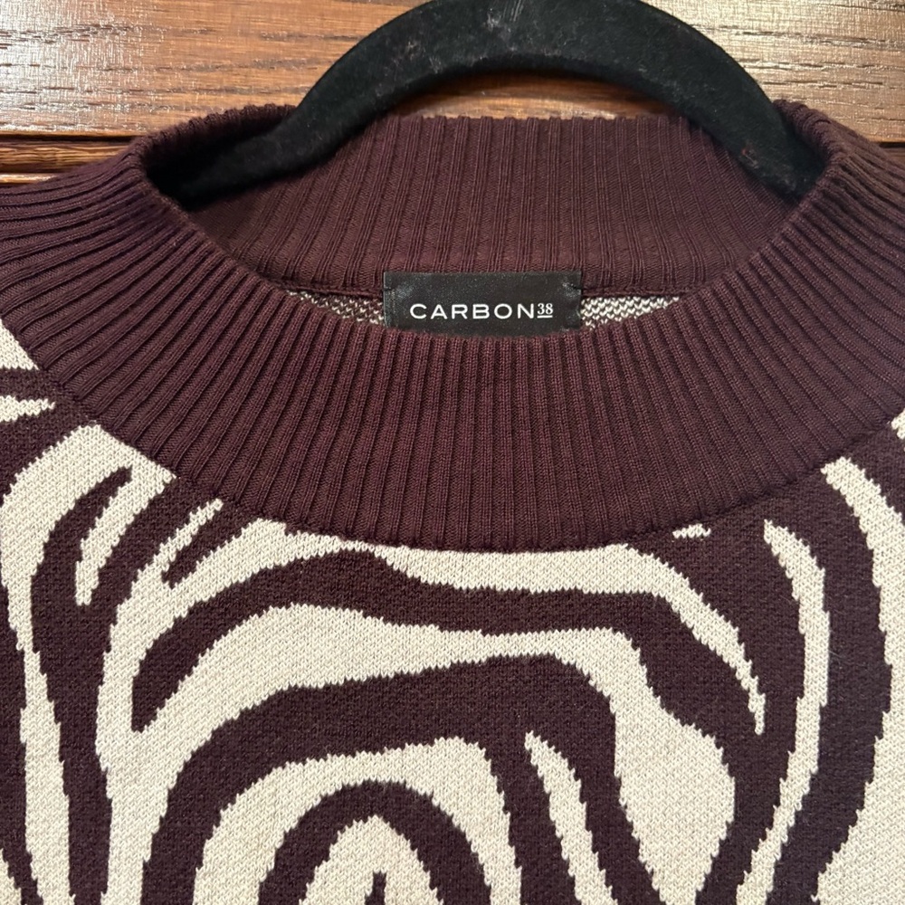 Carbon38 NWT $128 Zebra Print Crewneck Knit Sweater Brown & Cream S P2P 21-23” - Picture 6 of 12
